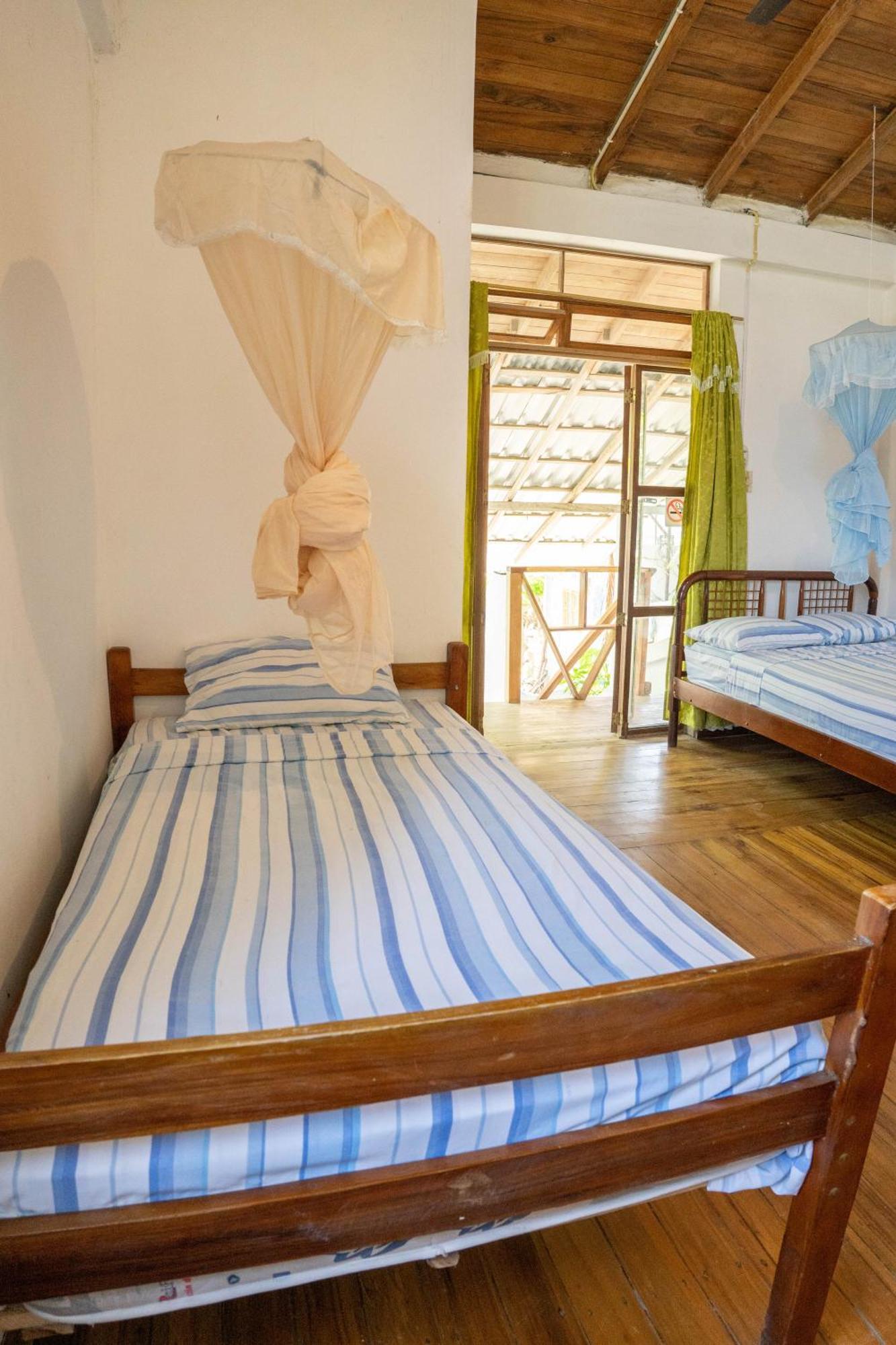 Bed And Breakfast Puerto López Kültér fotó
